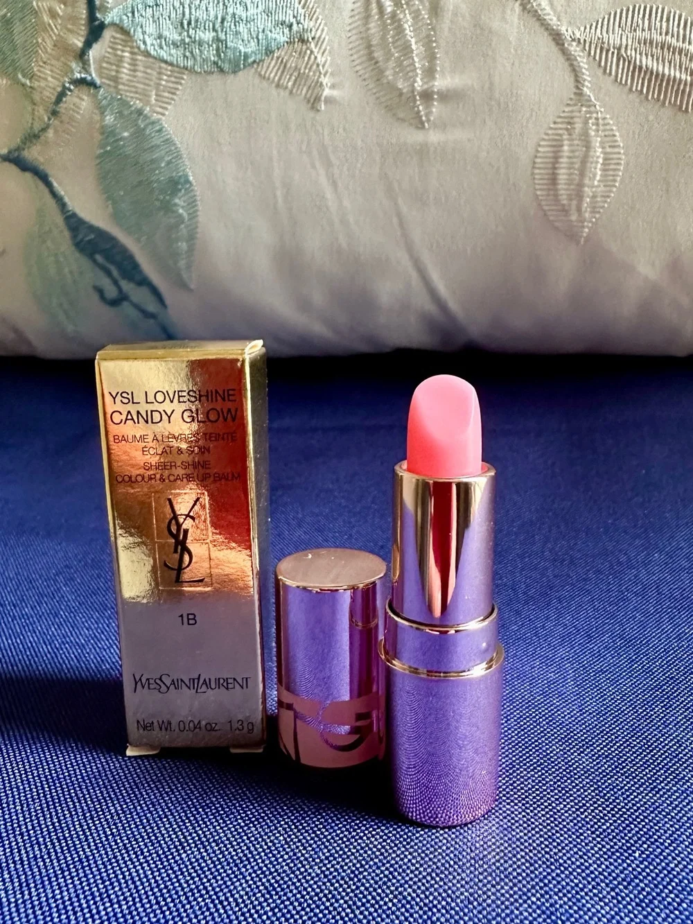 Yves Saint Laurent LoveShine Candy Glow Lip Balm —